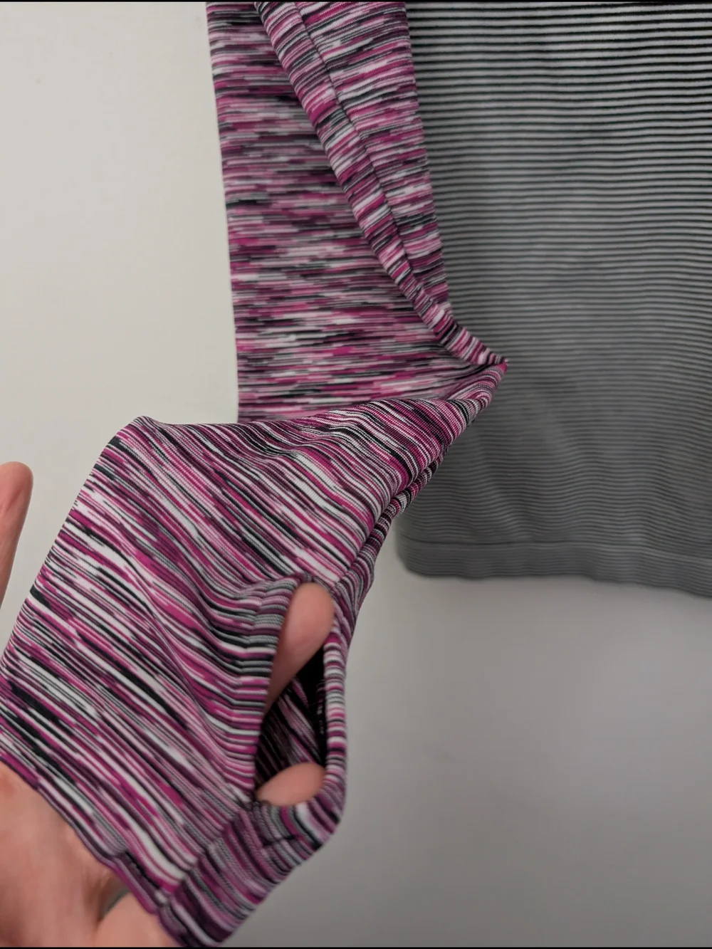 Climawear Seamless Activewear Top - Picture 4 of 5